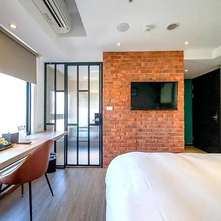 City Center Hotel Taichung Exterior photo